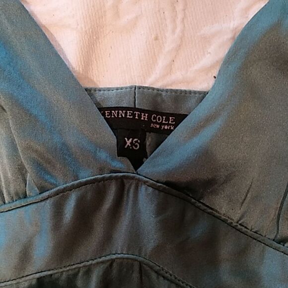 Kenneth cole top   - Picture 2 of 7